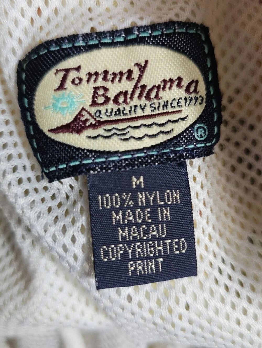Tommy Bahama Mens Swim/board Shorts Size M Yellow Hawian Pattern Ling Pockets